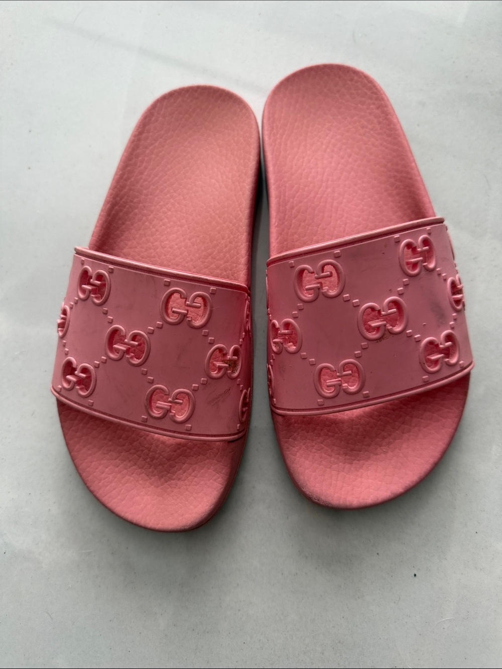 Gucci Kids bubble gum Pink GG Embossed Slide Sandals